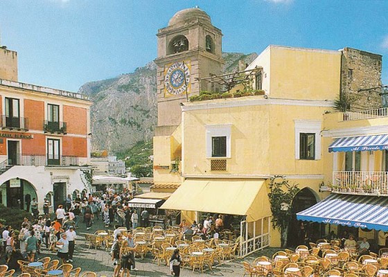 Capri vendita e fitto villa case e negozi