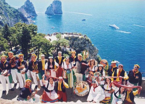 Mid-August in Capri, Performance in the Piazzetta by the folk band “La Bella Capri”