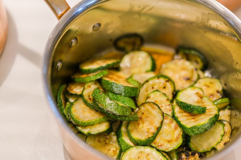 zucchine alla caprese