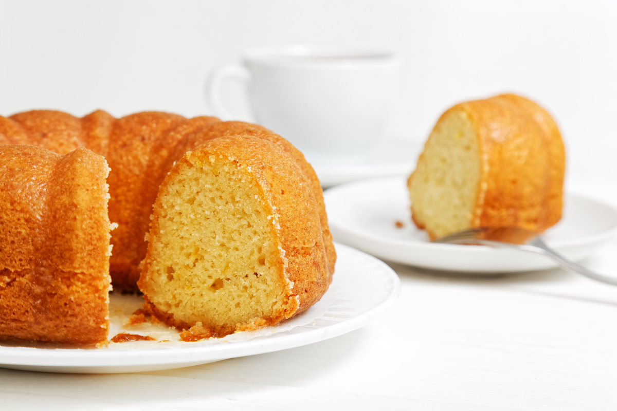 Ciambellone 12 cucchiai al limone Ciambellone 12 cucchiai al limone